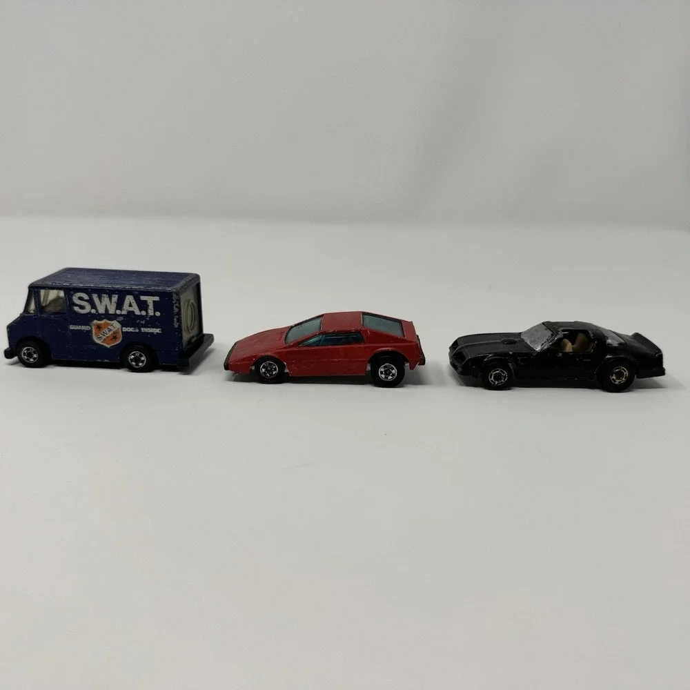 Lot of 9 Vintage 70s 80s Hot Wheels Matchbox Die Cast Cars Toys Used Played